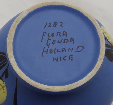GOUDA FLORA VAAS NICE