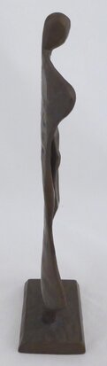 Bronzen beeld moeder met kind
