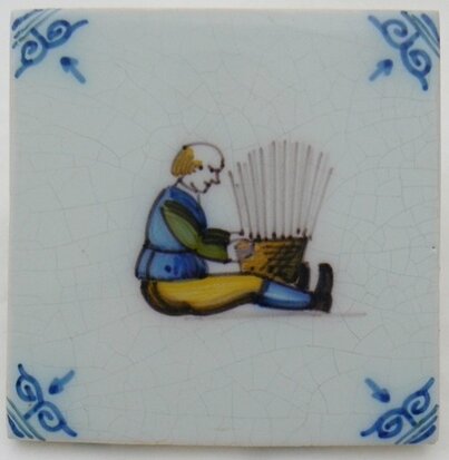 MAKKUM TEGEL FIGUUR